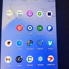 GOOGLE PIXEL 3XL 64 GB WITH CRACKED SCRE