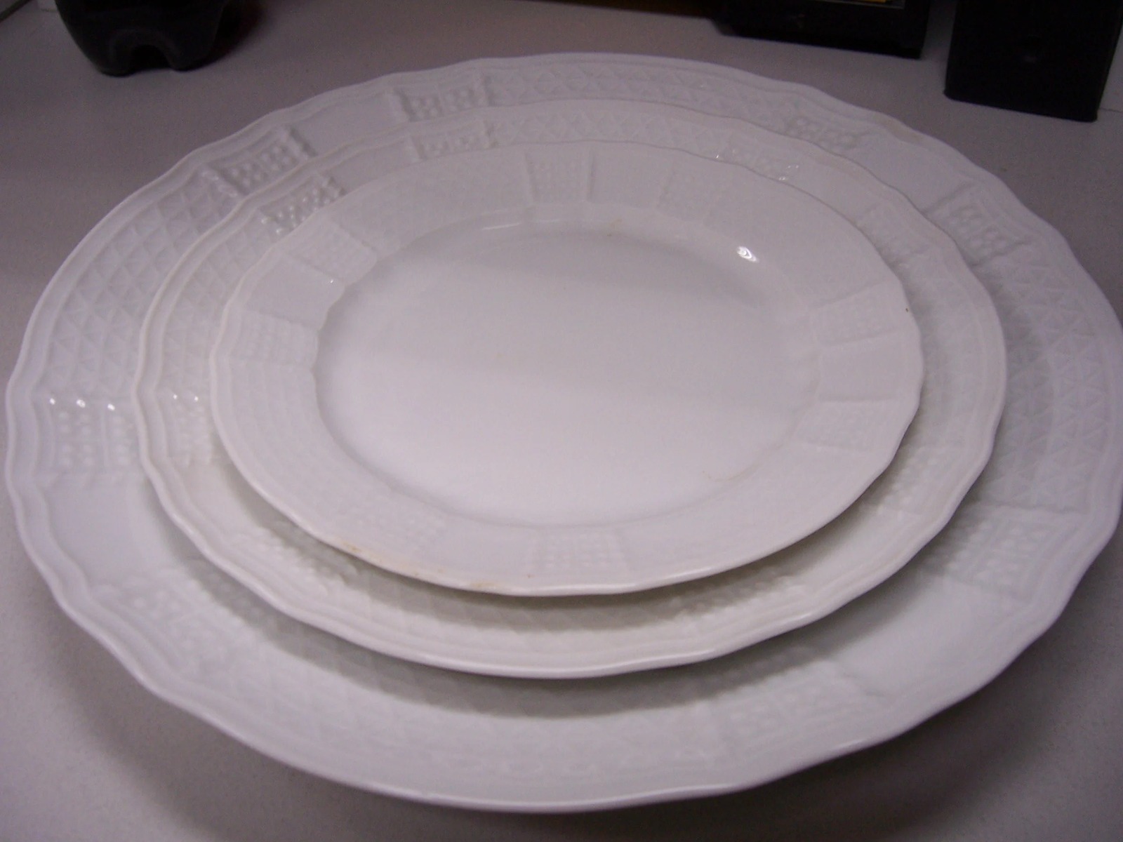 Dinner Plate, Salad Plate and Bread & Butter Plate - Chateau Weiss by HEINRICH -