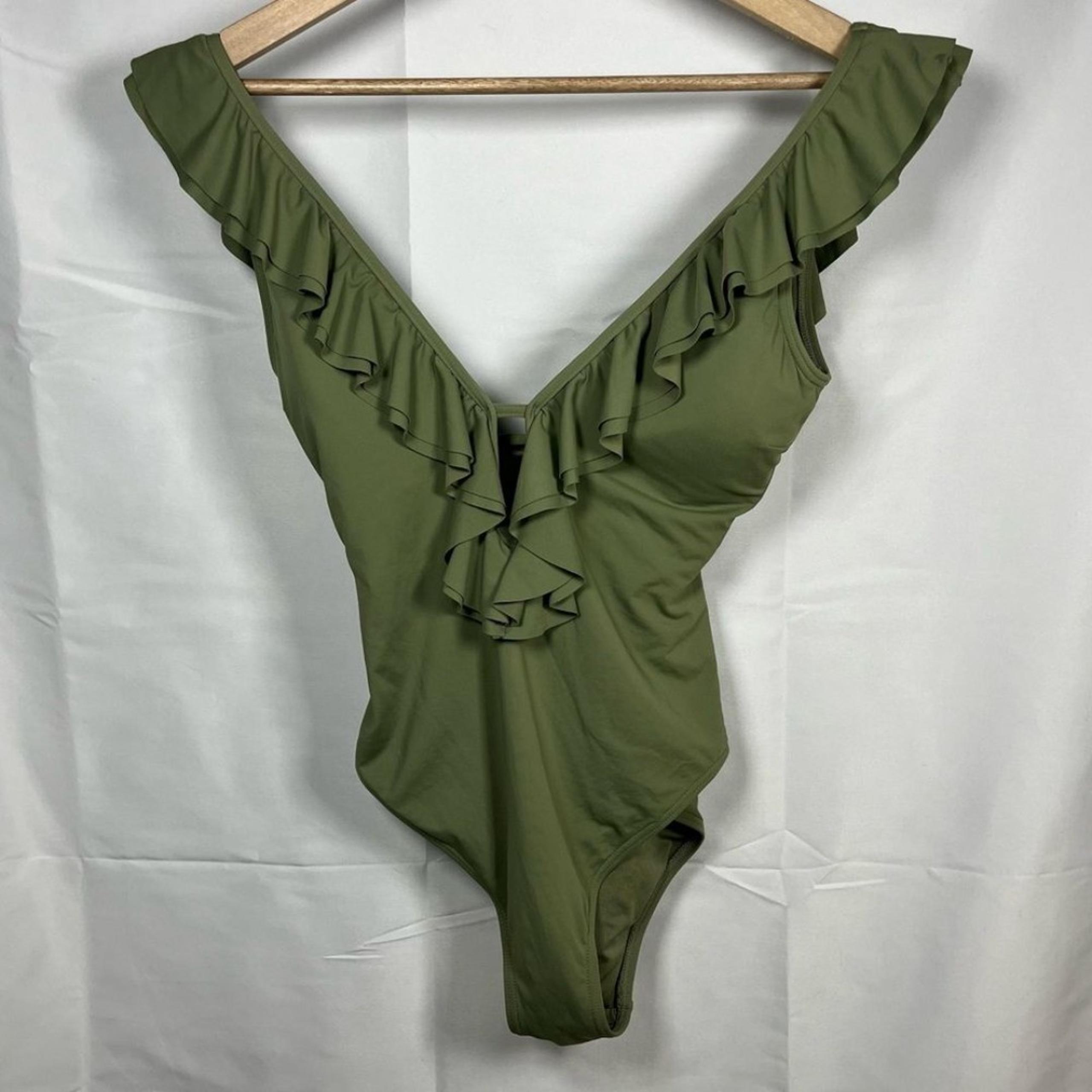 Michael Kors one piece swim suit women’s size 10