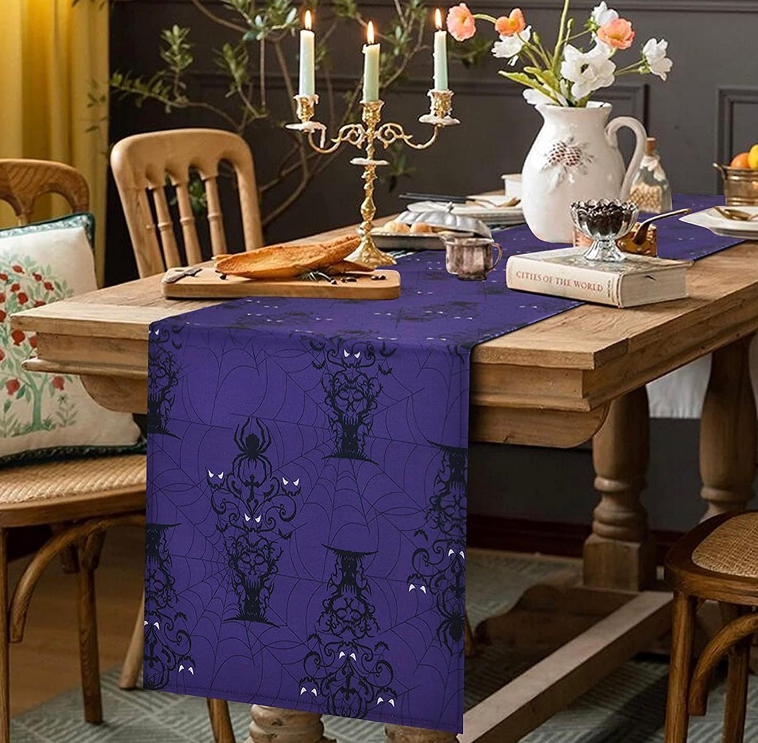 Halloween Spider Table Runner