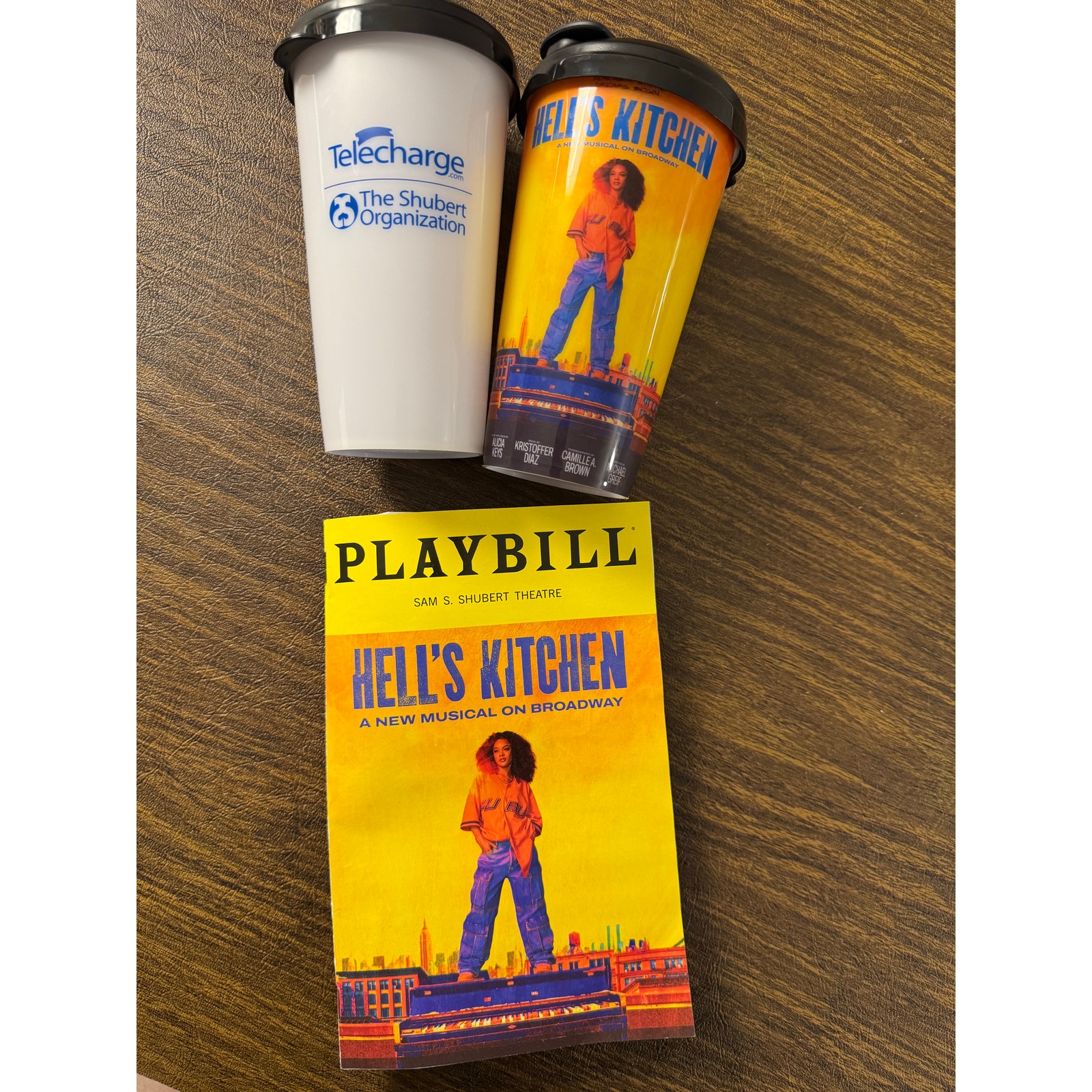 Hell's Kitchen Alicia Keys Broadway Show 2 16oz Sippy Cups & Playbill