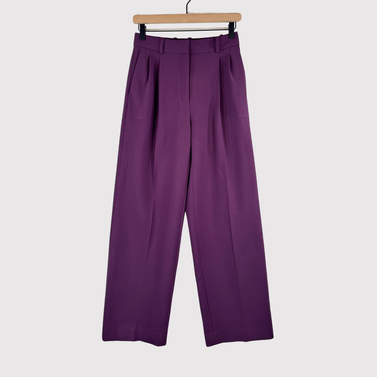 Aritzia Babaton Women Dress Pants Purple Pleated Front Straight High Rise Size 2