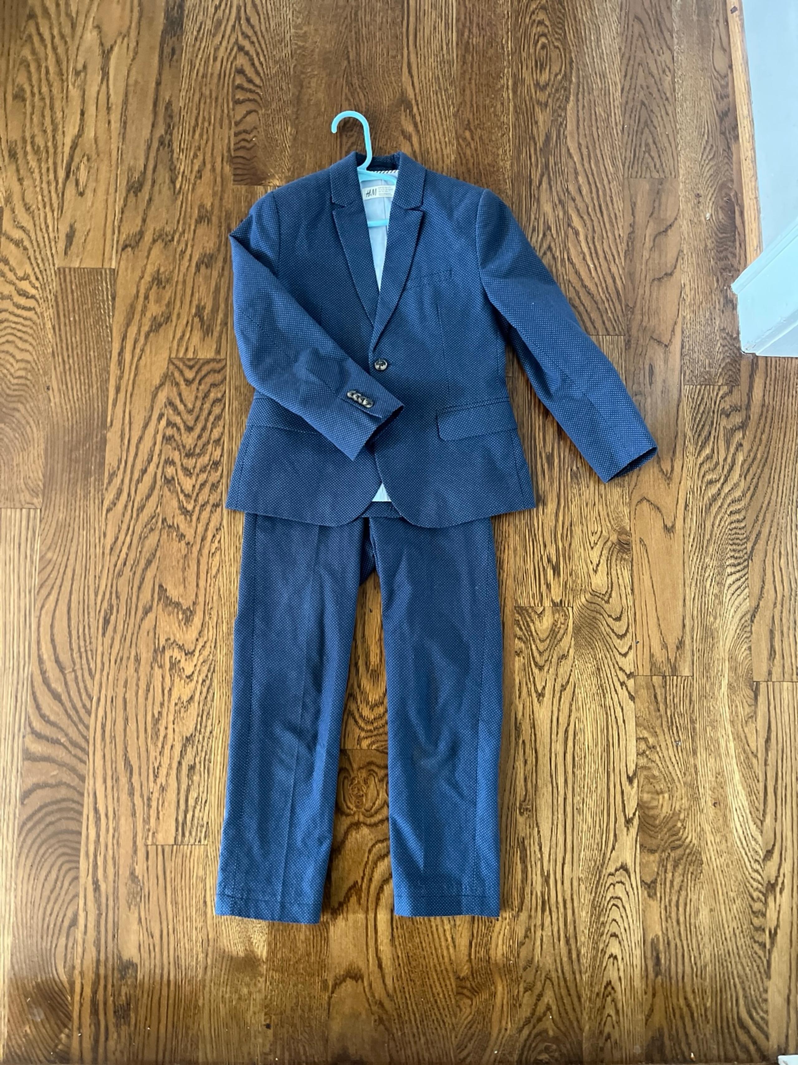 Navy pin dot suit