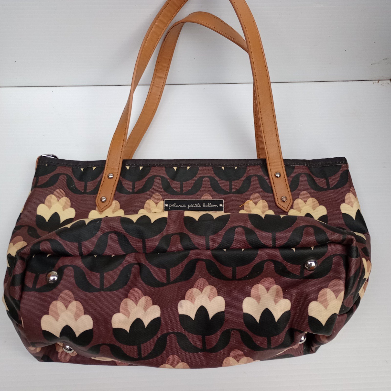 Patunia Pickle Bottom diaper bag chestnut/toffee