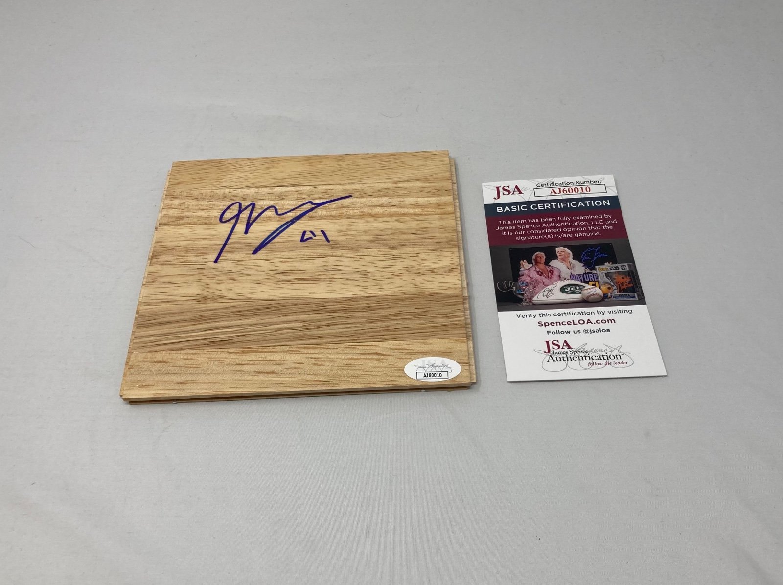 Garrett Temple signed 6x6 Floor New Orleans Pelicans LSU Tigers JSA COA