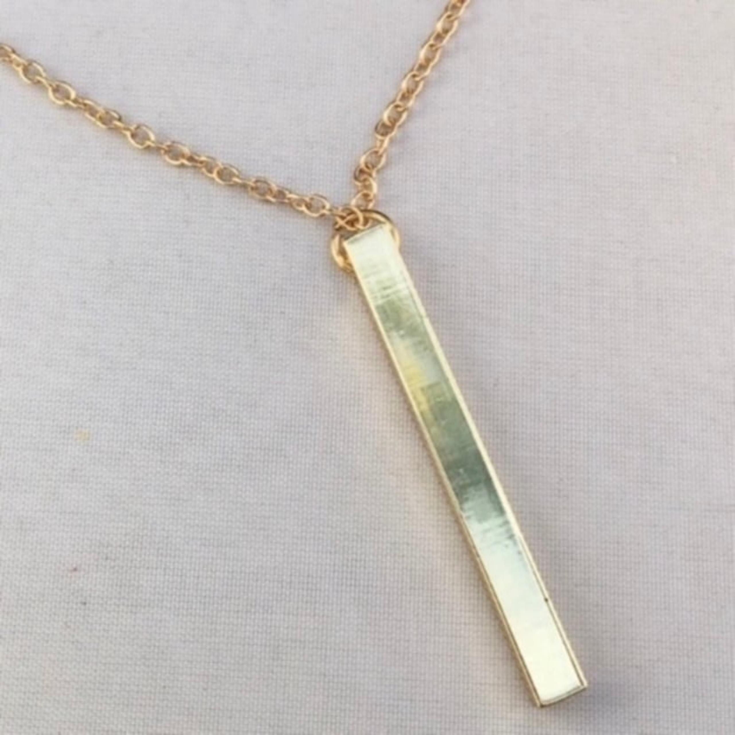 WILA Rectangle Necklace