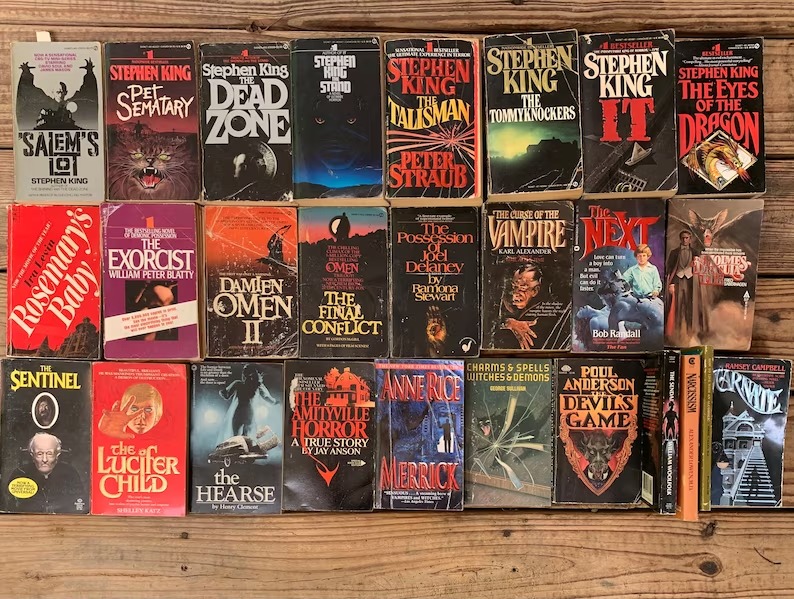 Horror Paper Back Book Collection! Classic Authors & Titles! Stephen King, Ann R