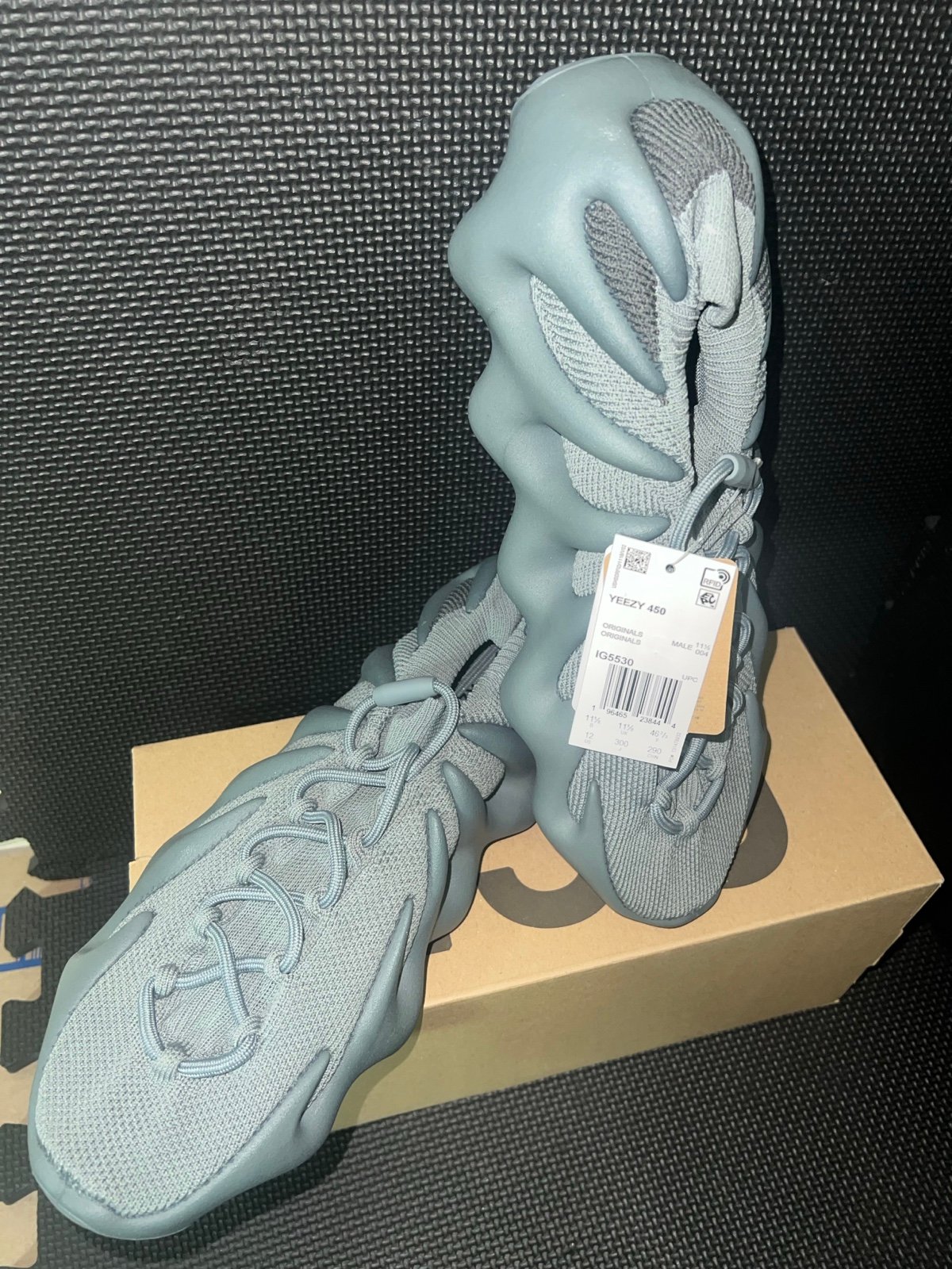 Yeezy’s 450 (Size 12)