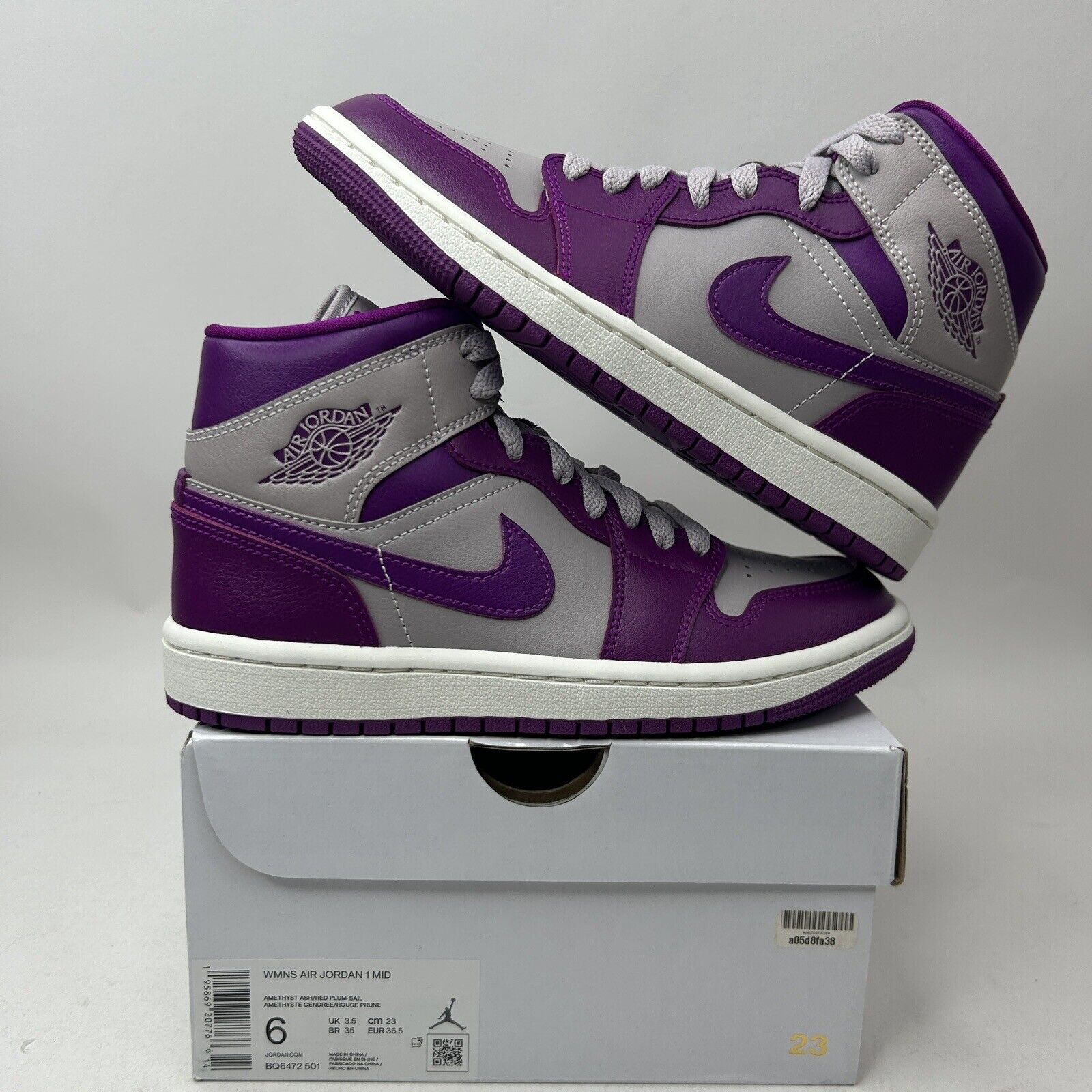 Nike Shoes Air Jordan 1 Retro Mid WMNS “Magenta” 2023