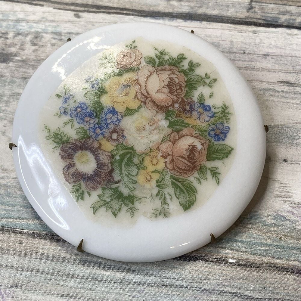 Estate Hand Painted Porcelain Flowers Brooch Pin Multi-colors Gold Tone