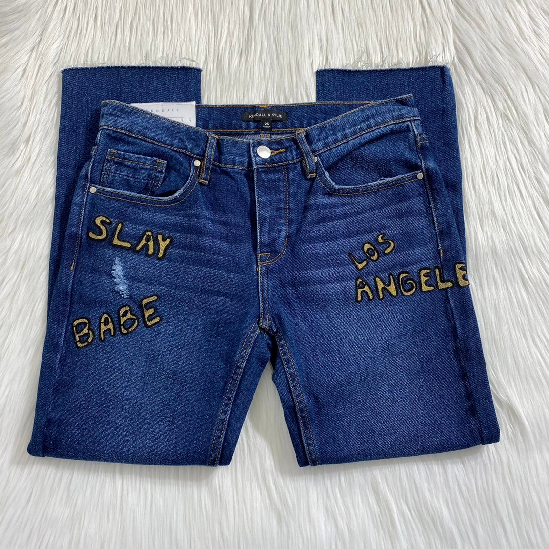 Kendall & Kylie jeans Boyfriend button26