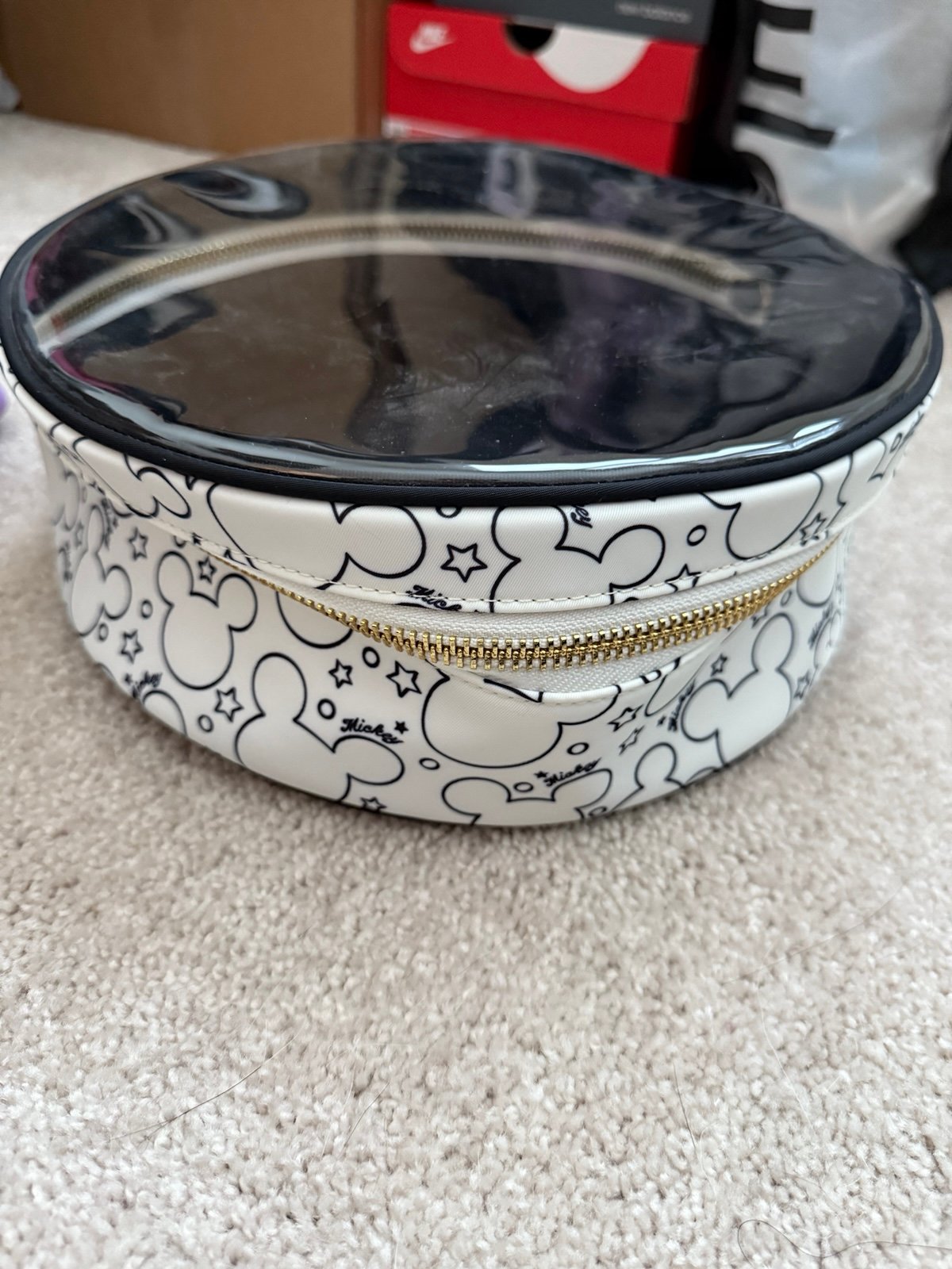 Scl Mickey ear holder