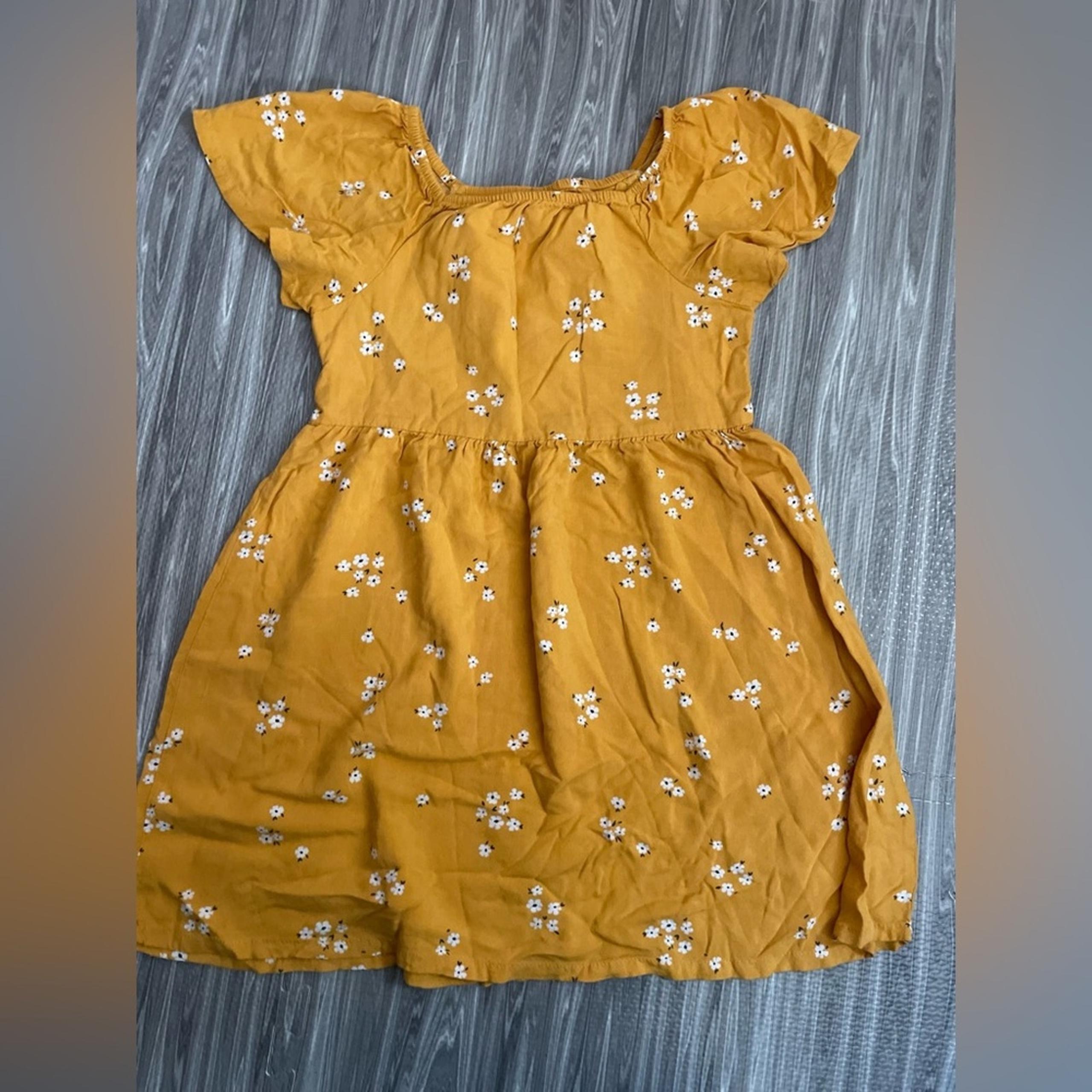 Jumping Beans girls size 8 yellow floral dress