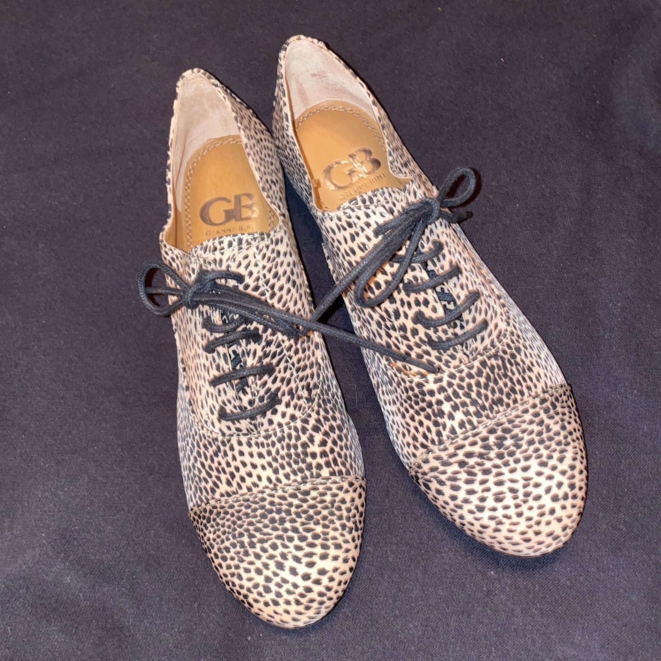 gianni bini leopard print oxford lace shoes