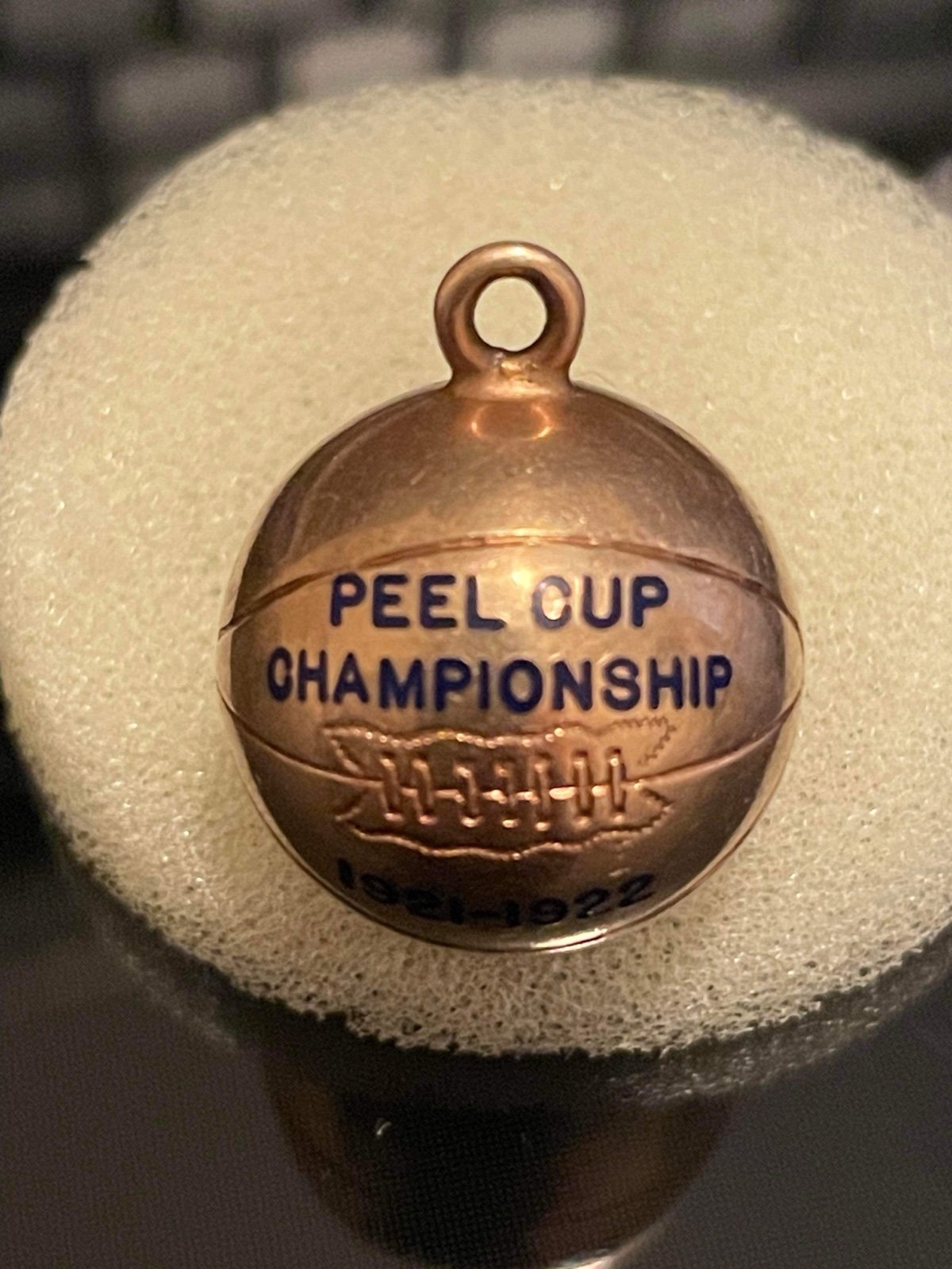 10kt solid gold ball pendant