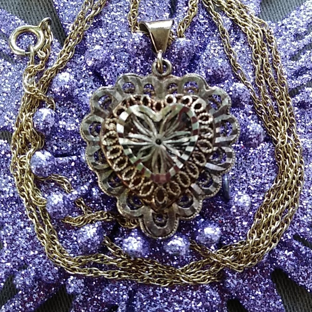 Elegant Pendant & Necklace in .925 Sterling Silver