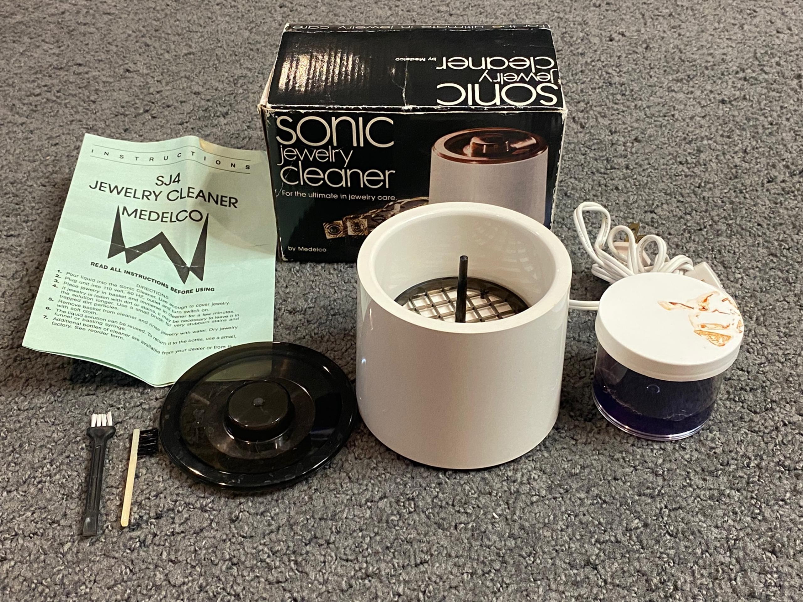Vintage Sonic Jewelry Cleaner Model SJ4 by Medelco Works