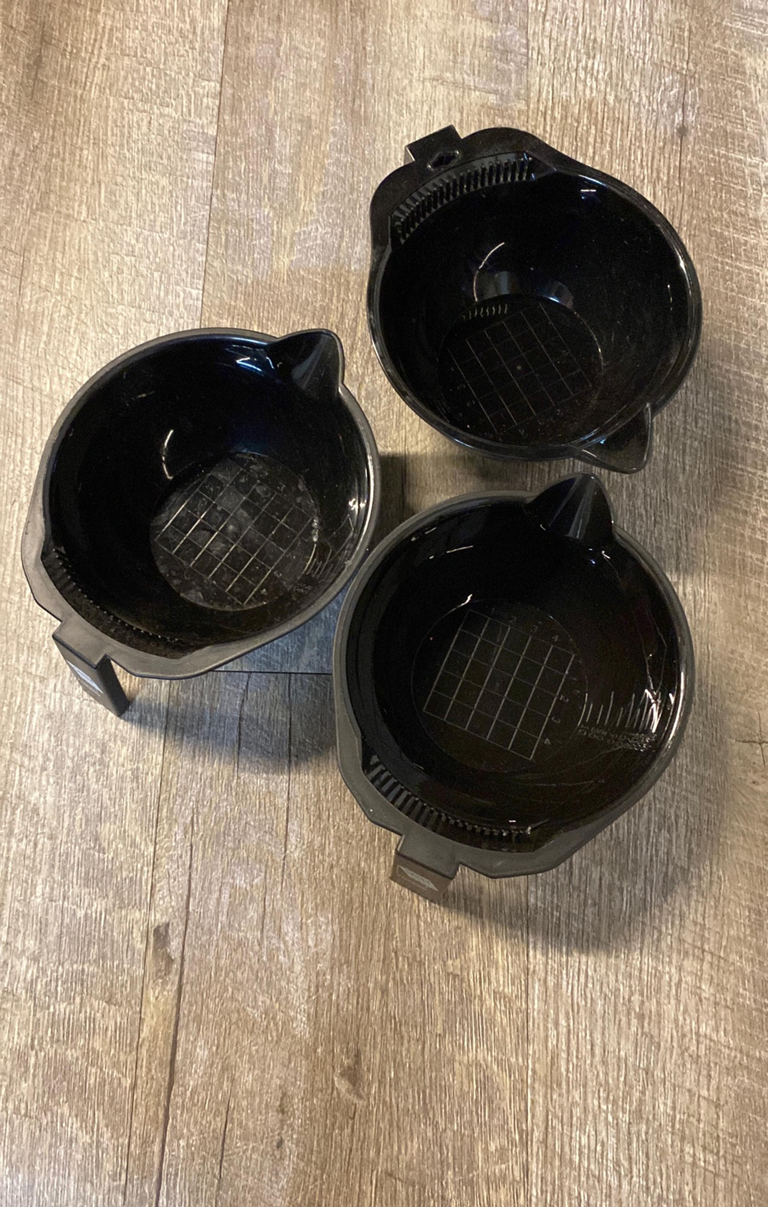 Sally beauty supply hair color dye mixing bowls x3 handle and pouring with hook