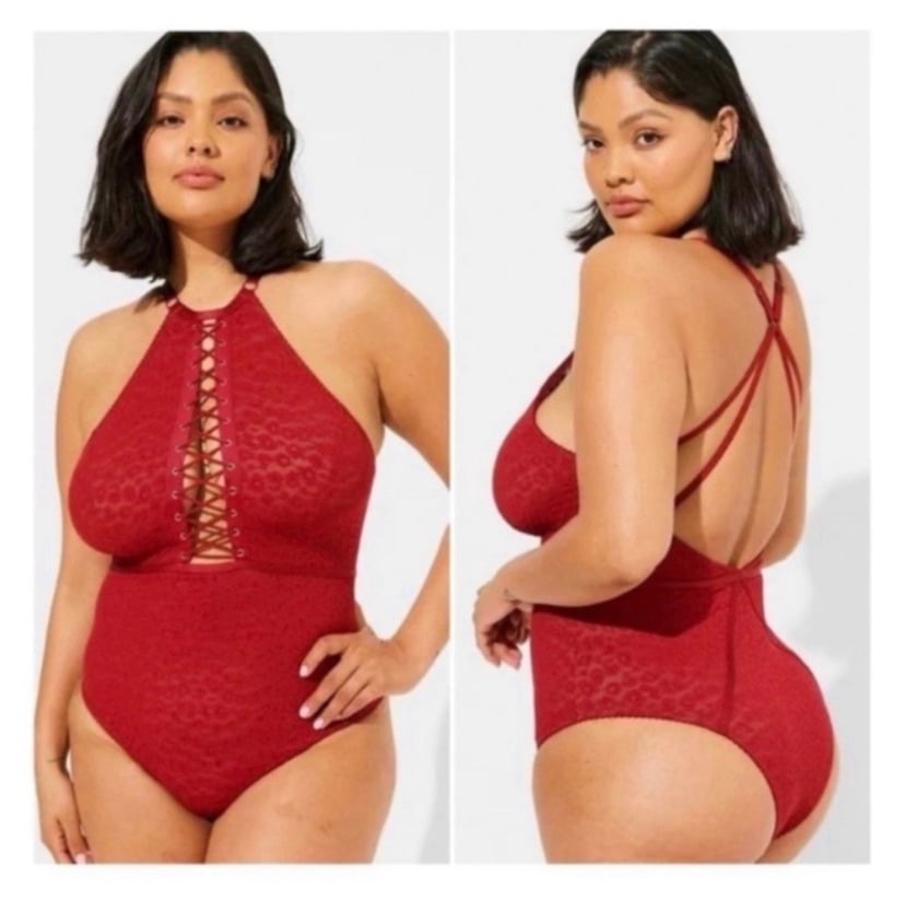 TORRID RED STRAPPY BODYSUIT 3X NEW!