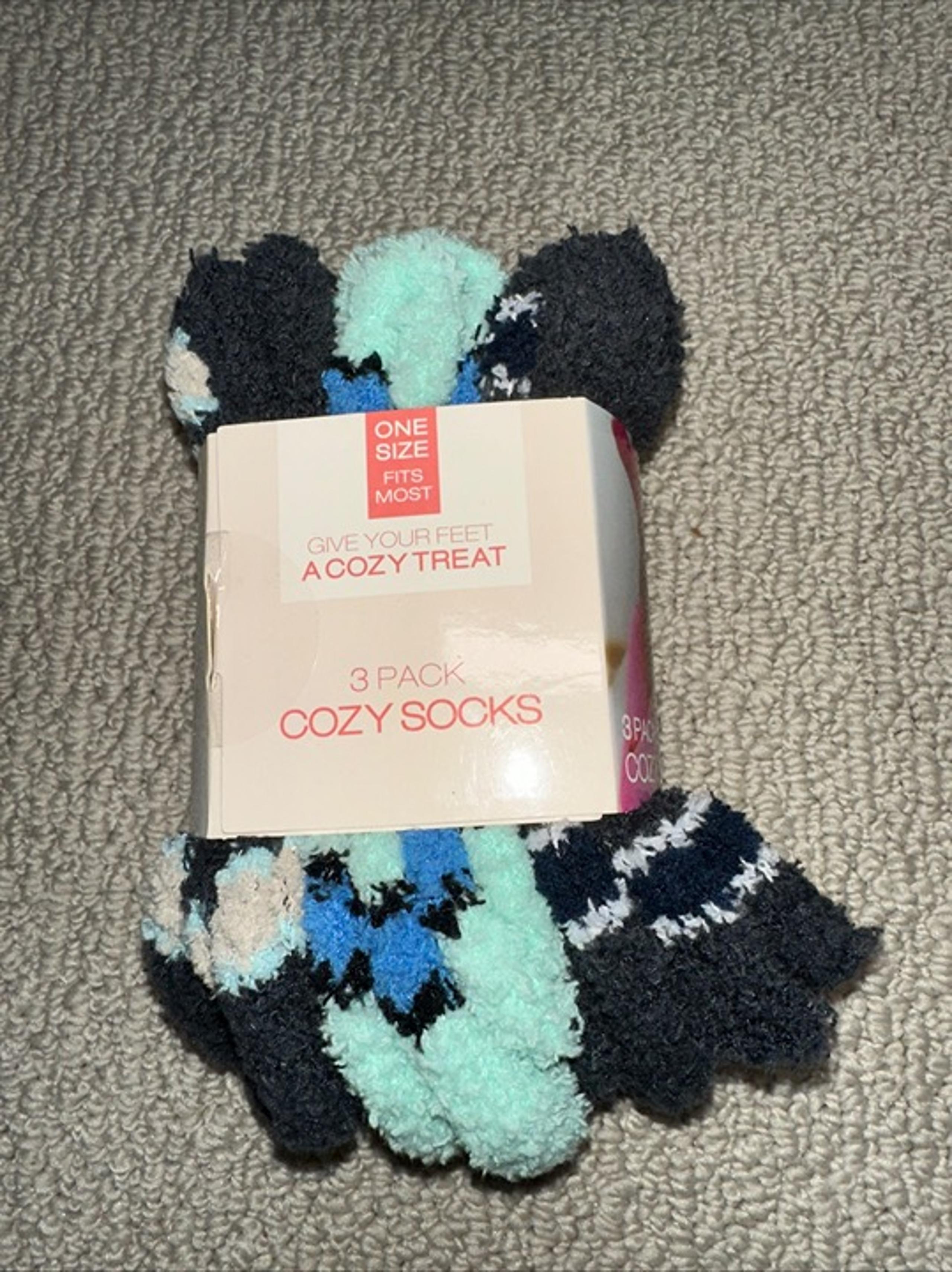 Lot 3 pairs Super Soft Slipper Fuzzy Socks  One Size
