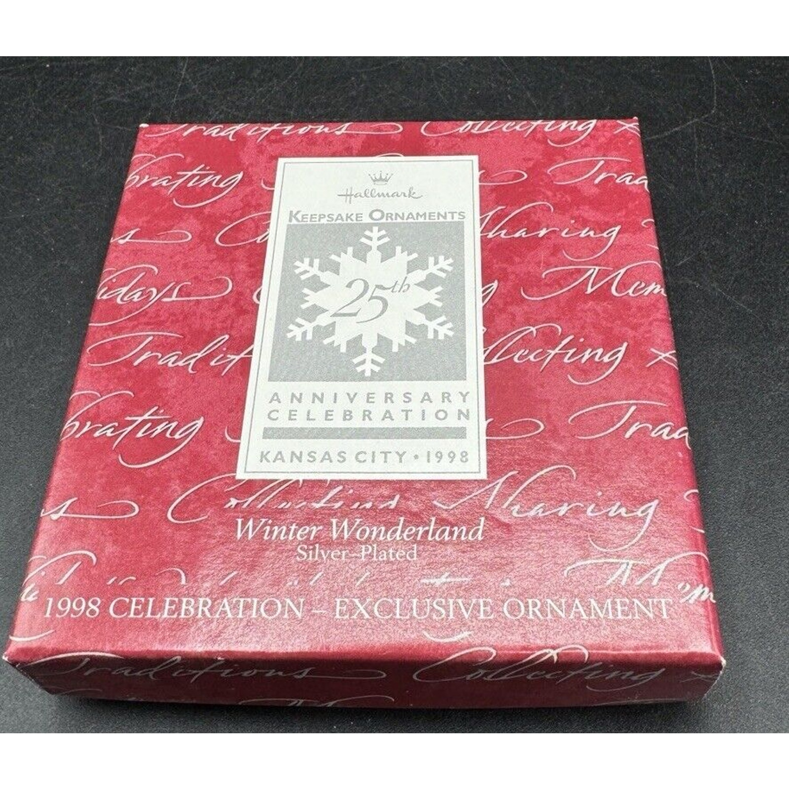 Hallmark Ornament Winter Wonderland Silver-Plated Snowflake 1998 KOC Rare -29D