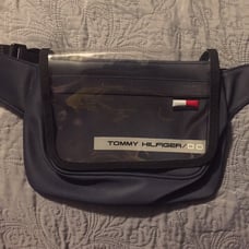 vintage Tommy Hilfiger fanny pack