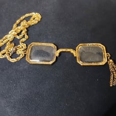 Gold Tone Magnifying Glasses Pendant