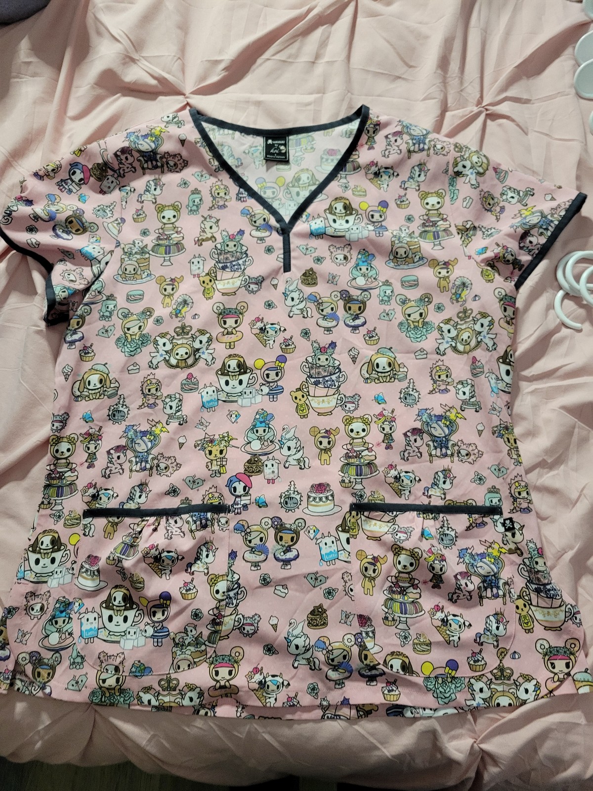 Tokidoki Scrub Top size large