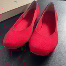 Rothy’s size 10 square flats cardinal