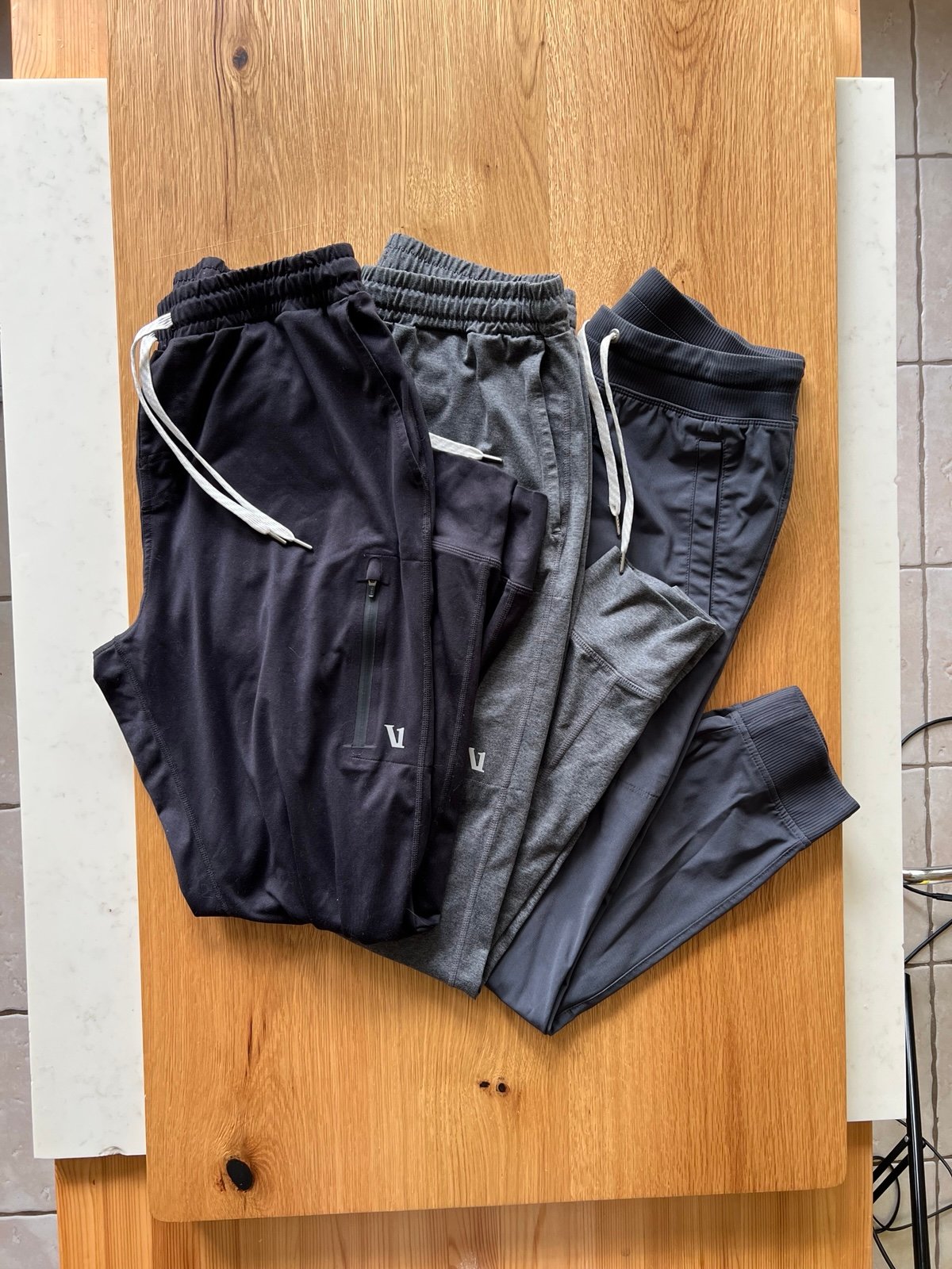Vuori Bundle - 3 Men’s Joggers - Medium