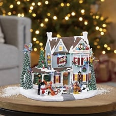 Disney Holiday Decorations – Animated Holiday House With Lights And Music NIB