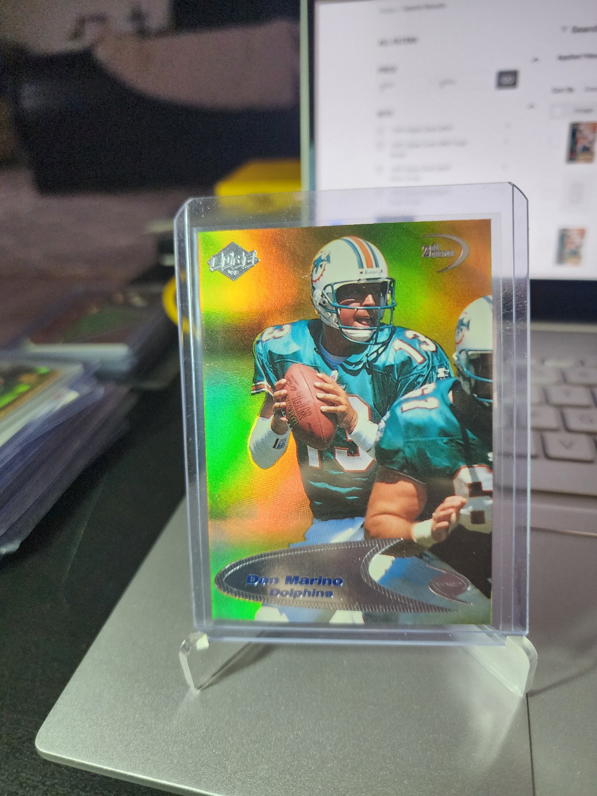 {1/1} ~ WOW~ 1998 EDGE 2nd Quarter #176 Holo~Gold 13/150