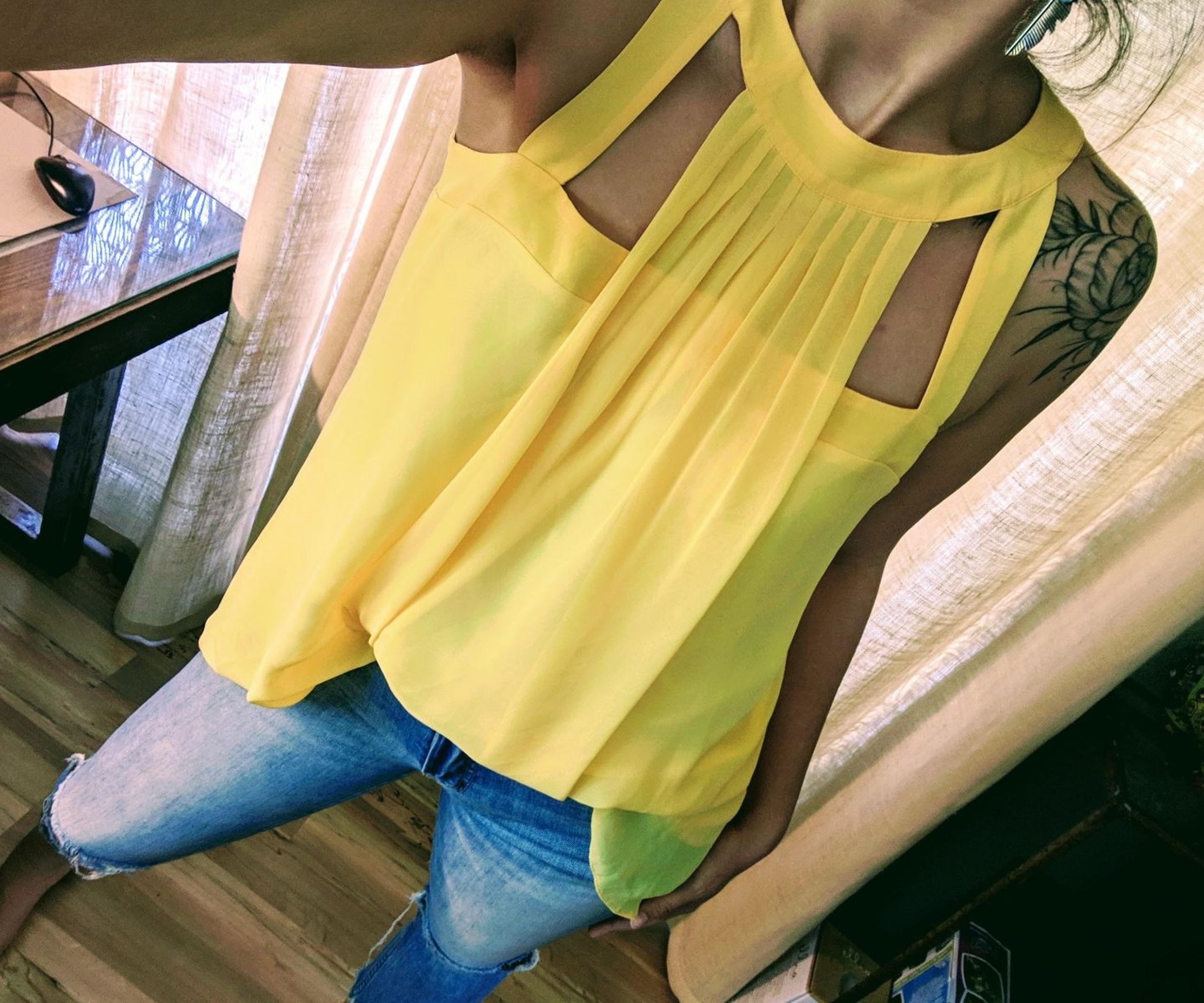 NWT Bisou Bisou Yellow Strappy Tank Top