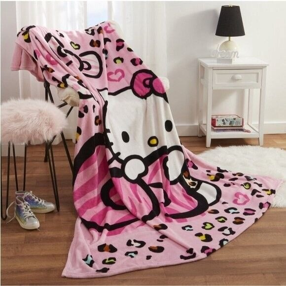 Hello Kitty Kids Plush Blanket Twin/Full Size 62 x90 Pink