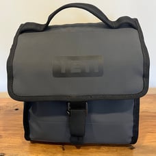 Yeti Daytrip Lunch bag-charcoal
