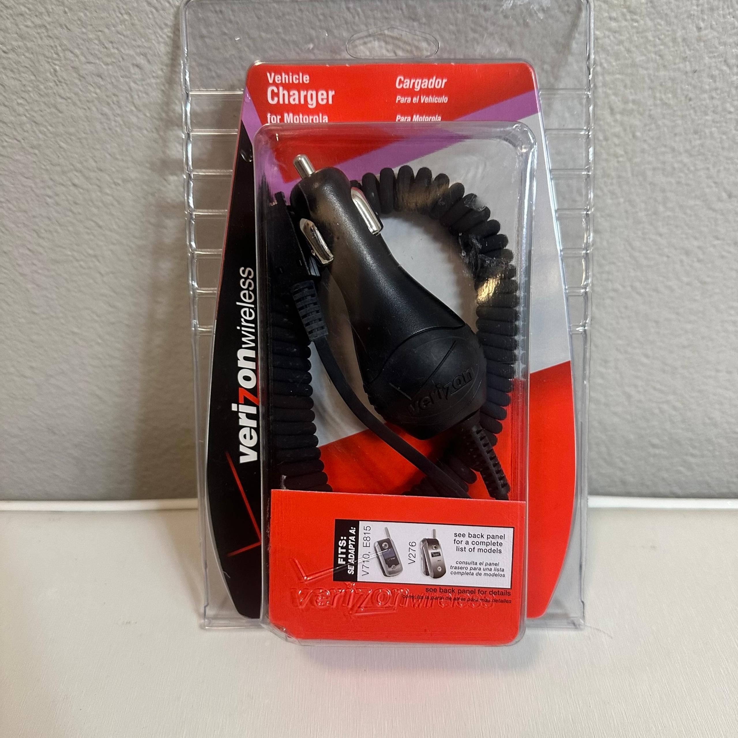 Verizon Wireless Vehicle PHONE Charger for Motorola SEALED
