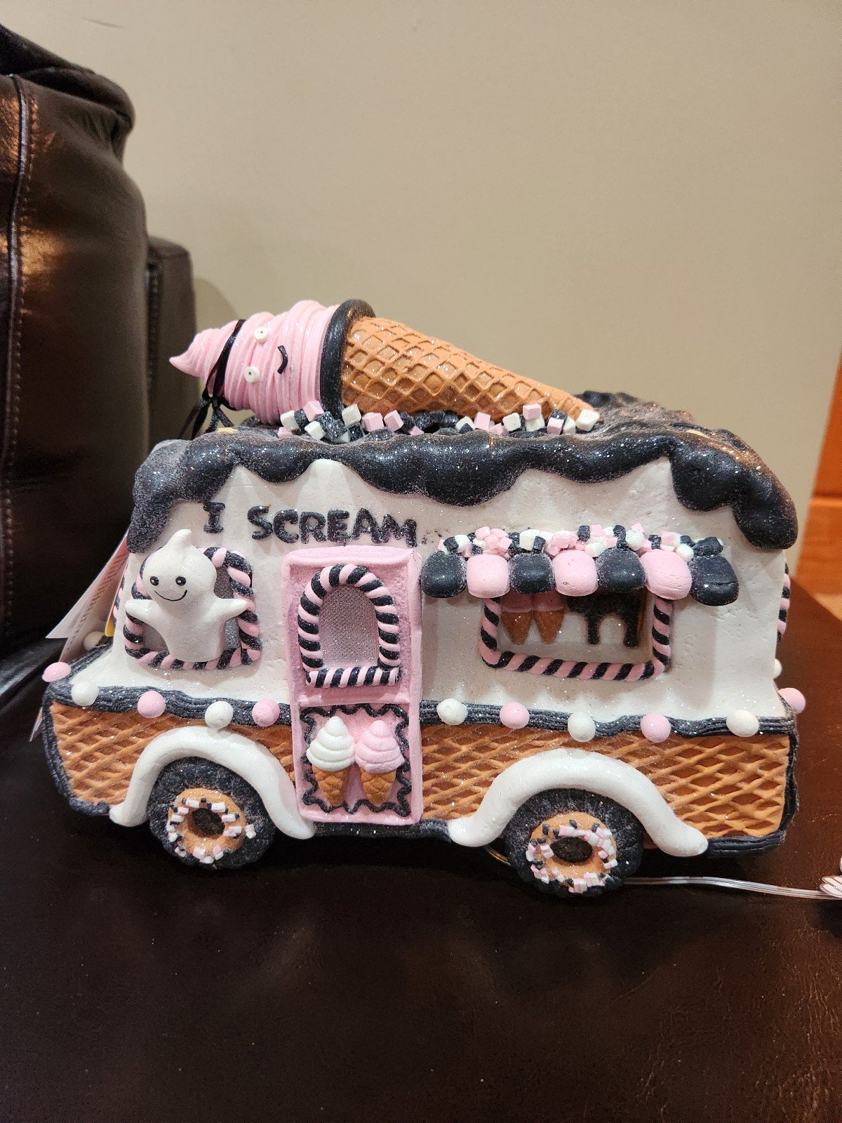 Valentine's halloween decoration tj Maxx ghost pink ice cream truck light up