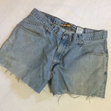 Vintage Levi’s Baggy Silver Tab HW Booty Shorts 32