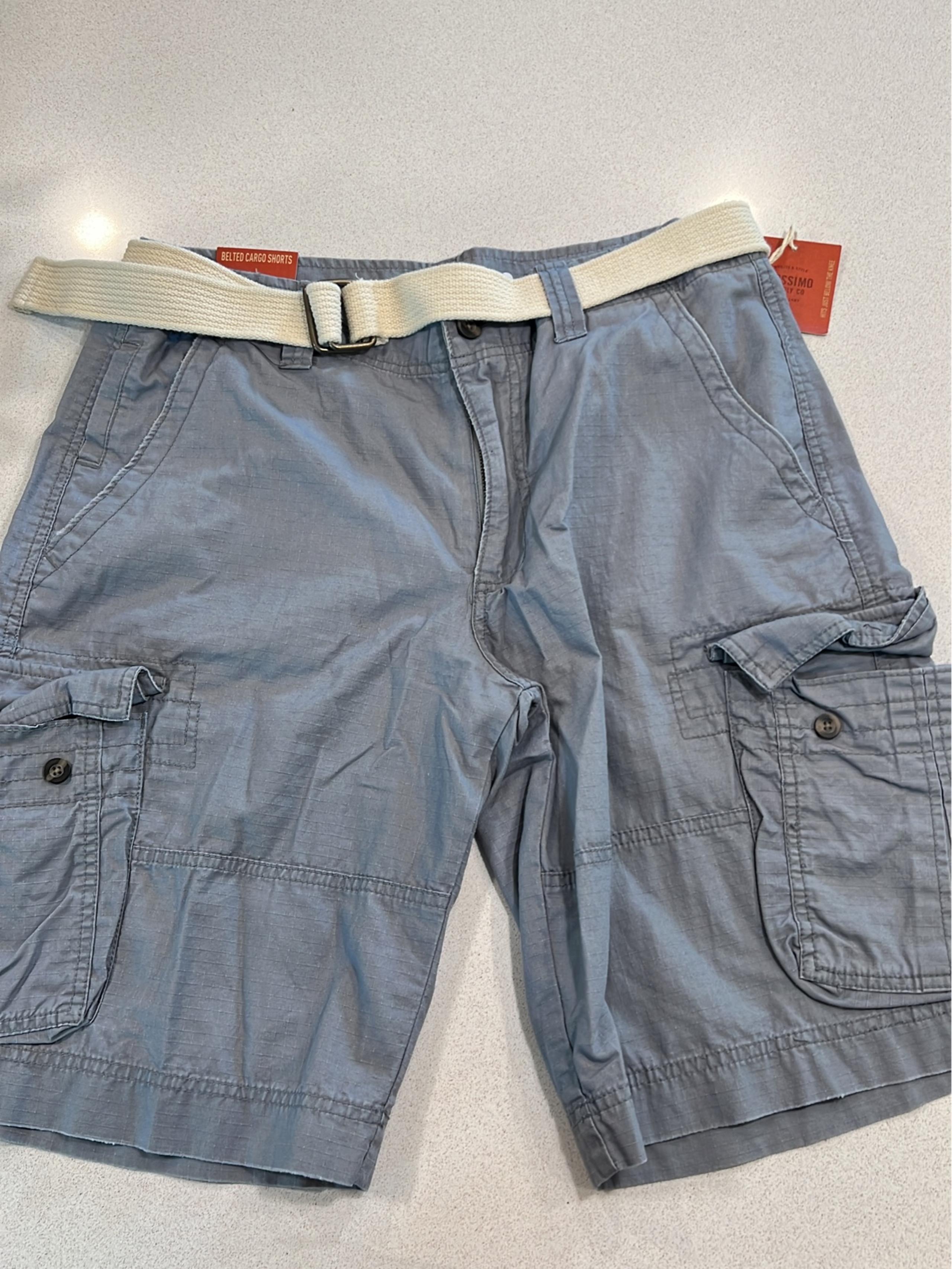 Mossimo Supply Co. men’s cargo shorts