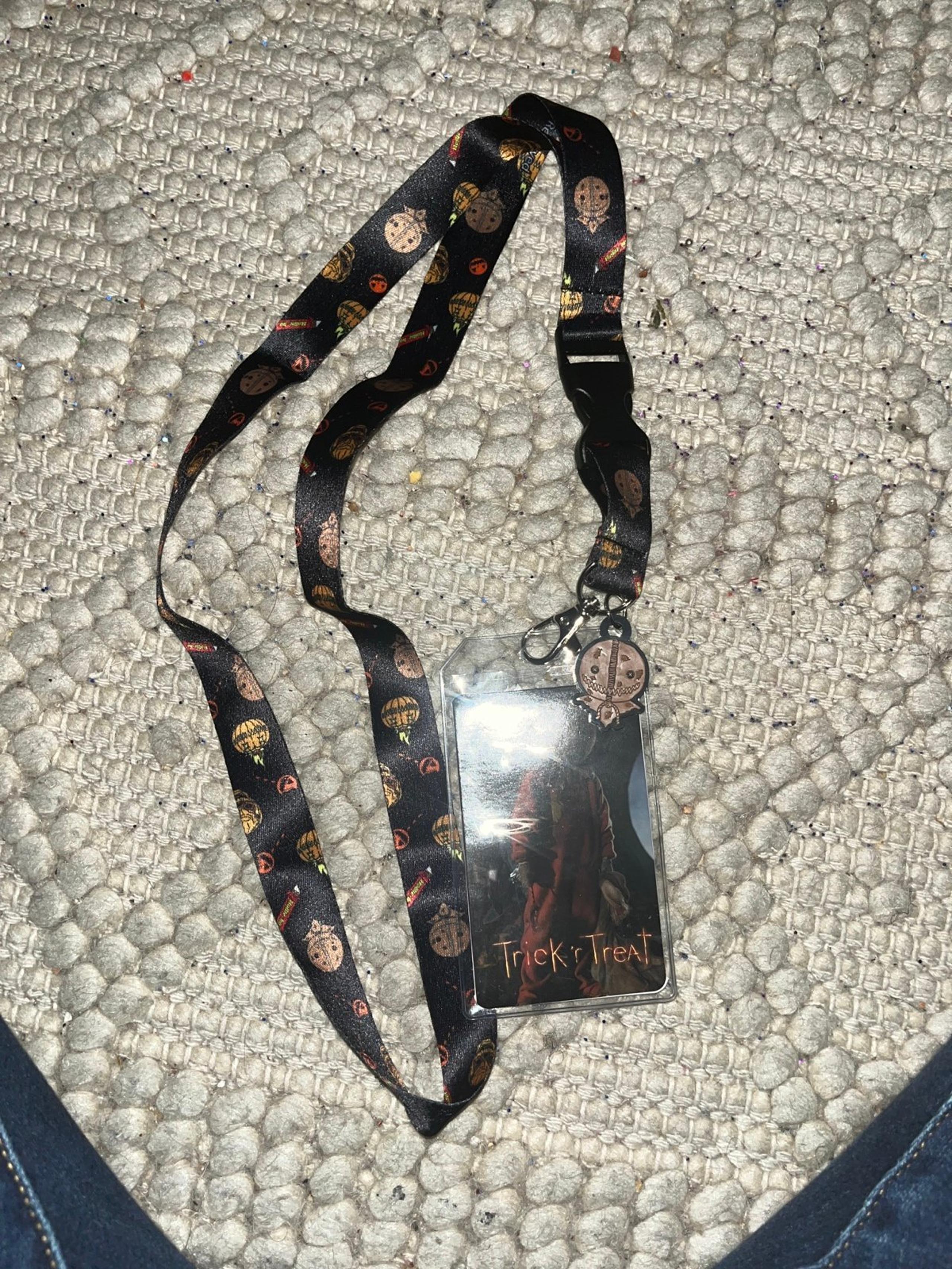 trick r treat Loungefly Sam lanyard