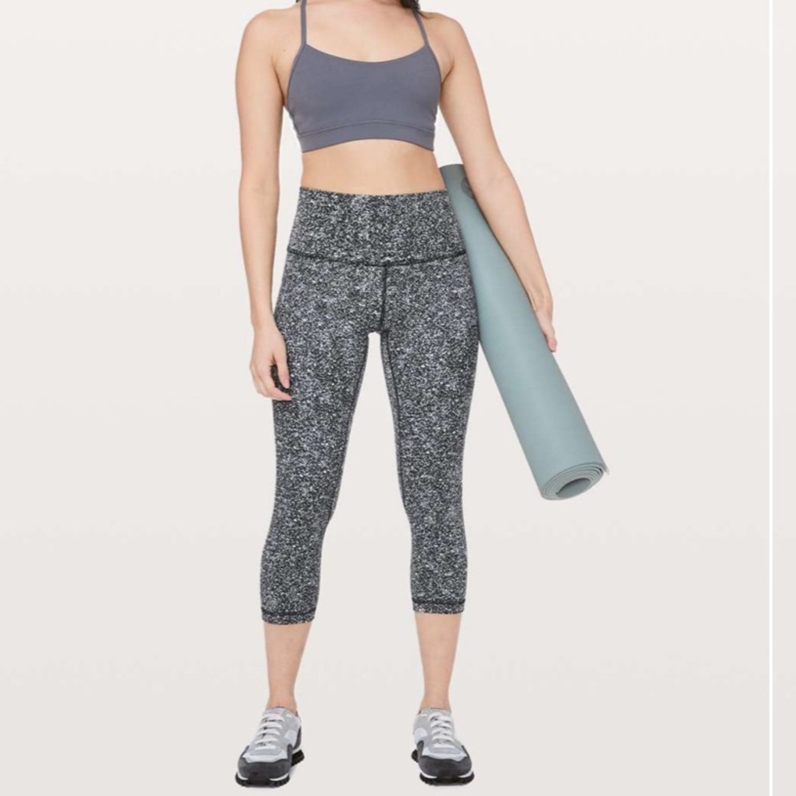 Lululemon Crop Diffuse Starlight Black Womens 4