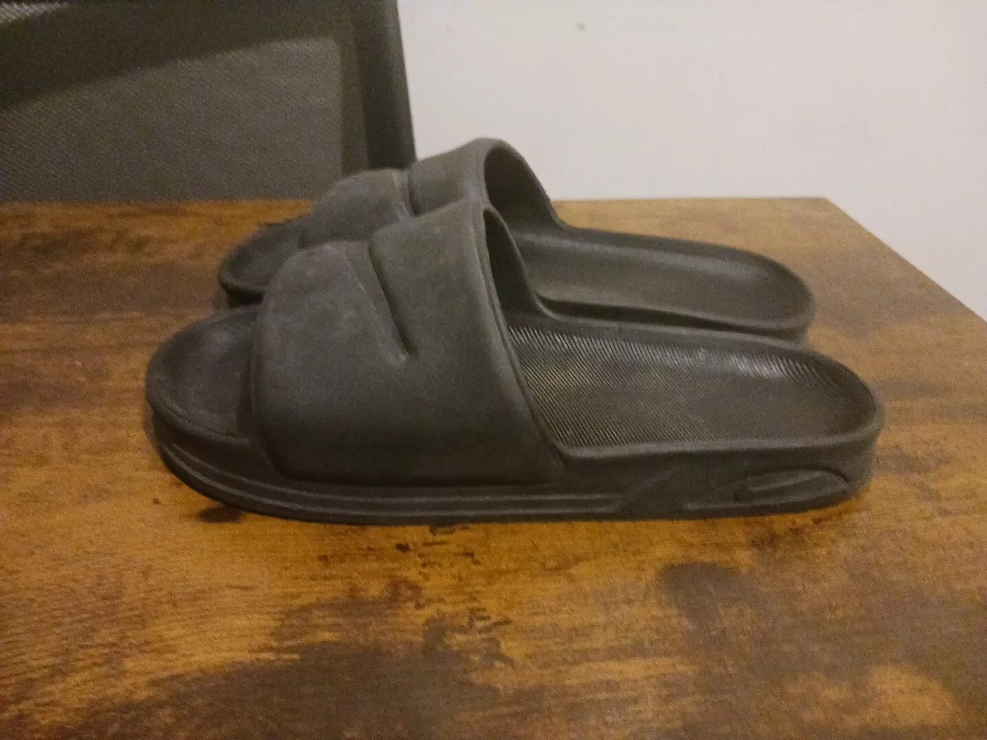 AUTHENTIC Retro Men's Nike Slides - Cool, Calm, Collective