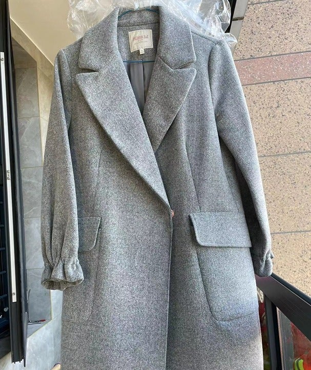 25% wool coat flower bud sleeve