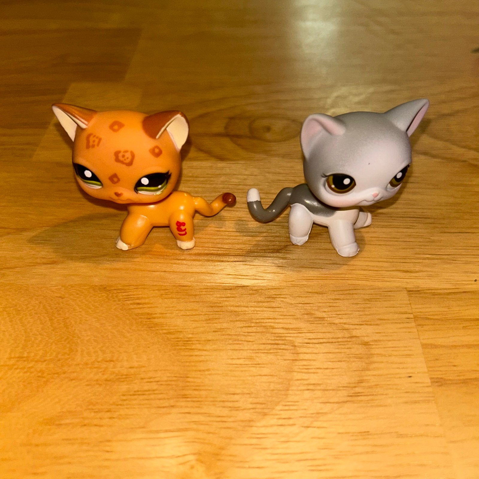 Rare Littlest Pet Shop short hair bundle #1120 & #138