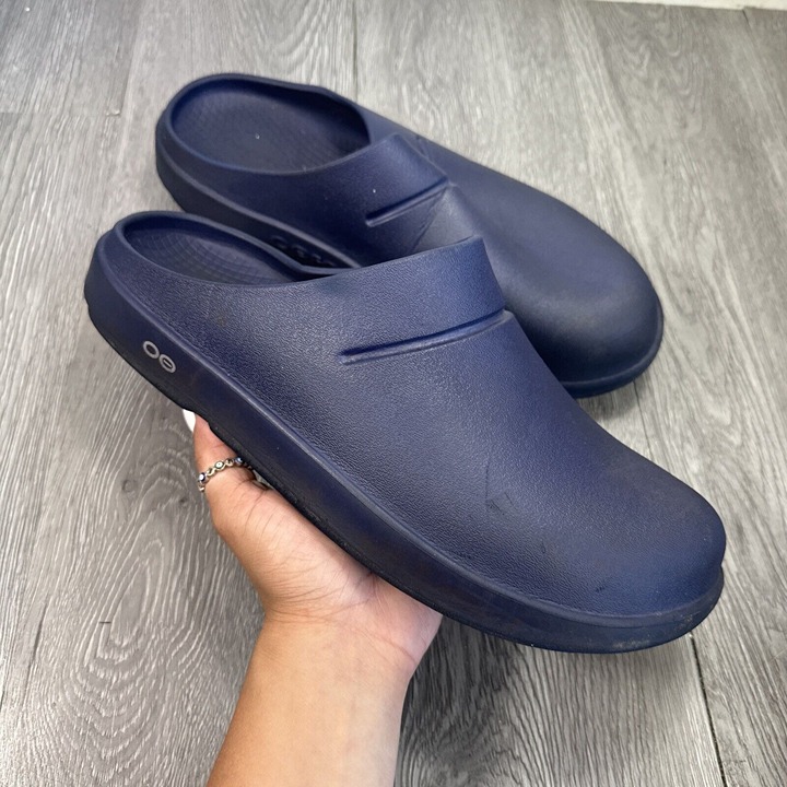 Oofos SZ M10 W12 Unisex Oocloog Clogs Matte Navy
