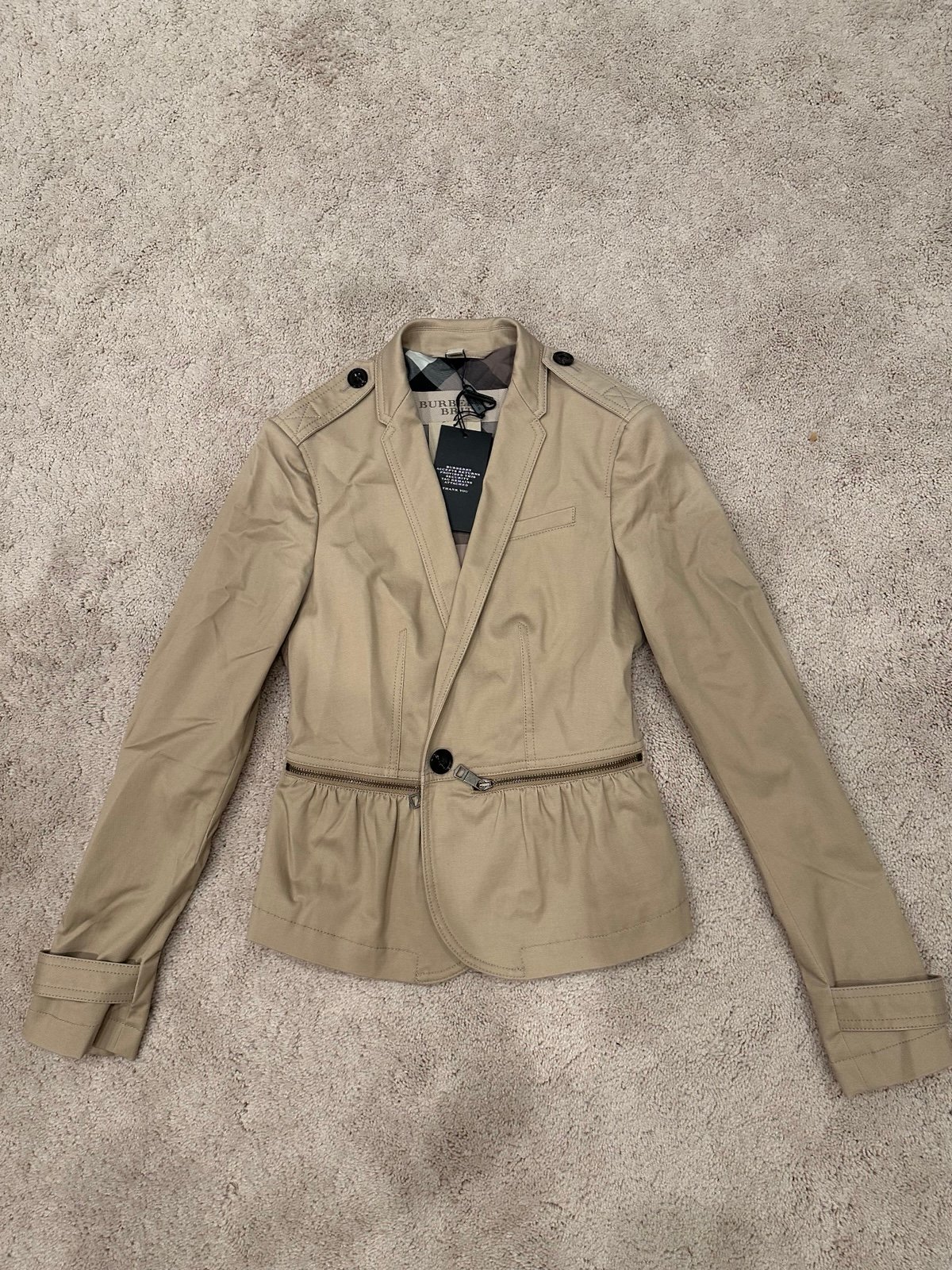 burberry size 6