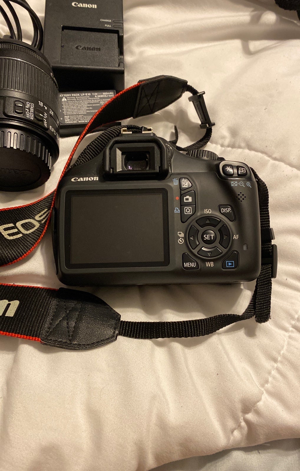 Canon eos shops rebel t3 digital cameras with lots of extras