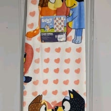 BLUEY Valentine's Day Plush Throw BLUEY BINGO Hugging Hearts 50 x 70