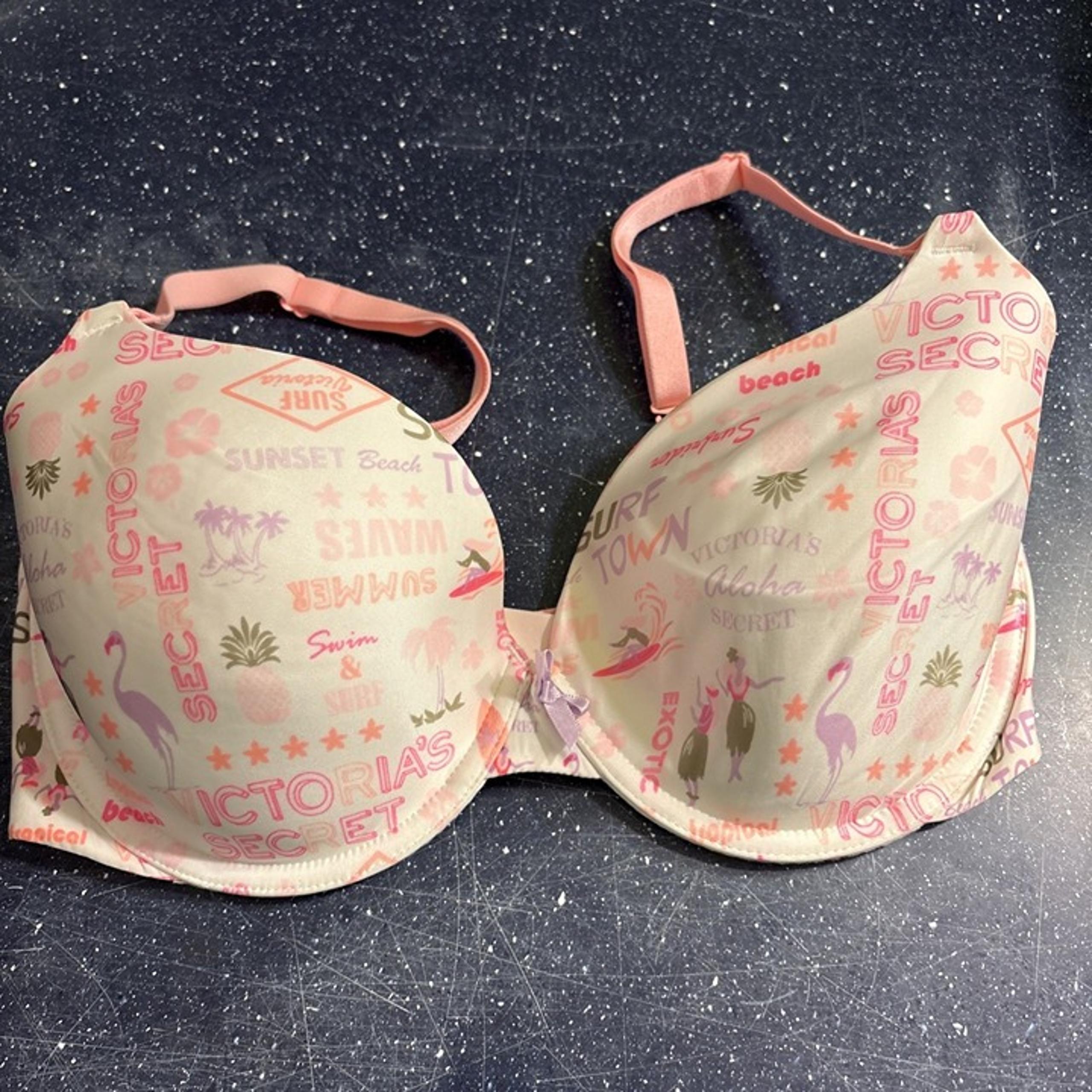 Victoria’s Secret Bikini Top Bra 34DD Swim Wear Spellout Hawaii Print Flamingo