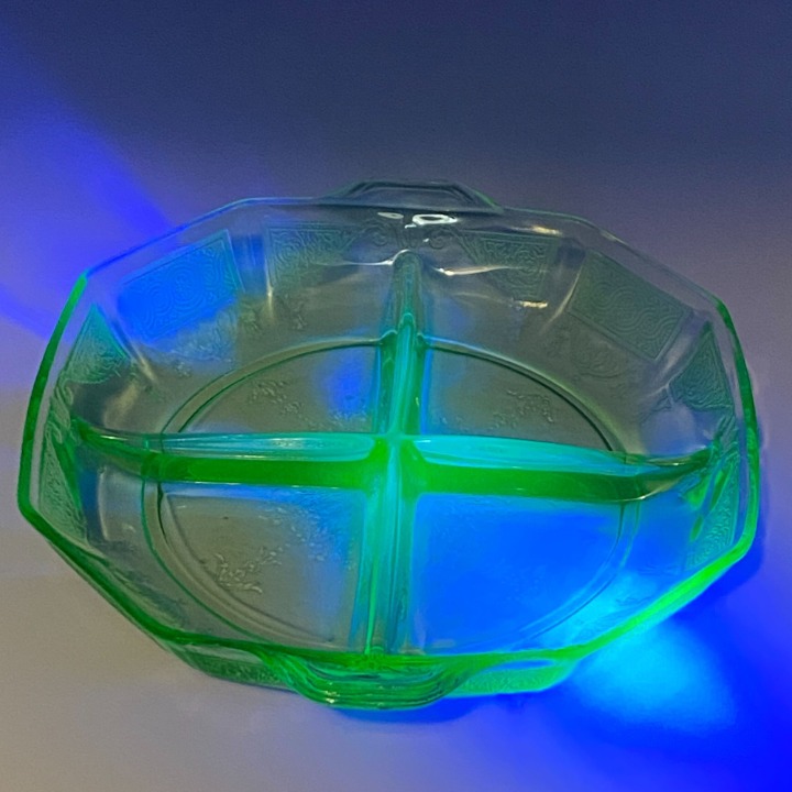 Vintage Uranium Glowing Green Depression Glass Divided Dish / Plate Ornate Patte